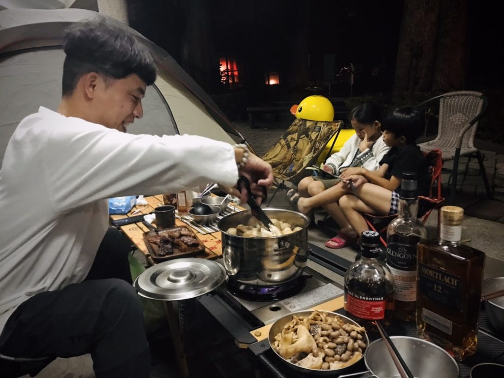 全國首創動物園夜露派對 壽山動物園辦親子專屬跨百活動