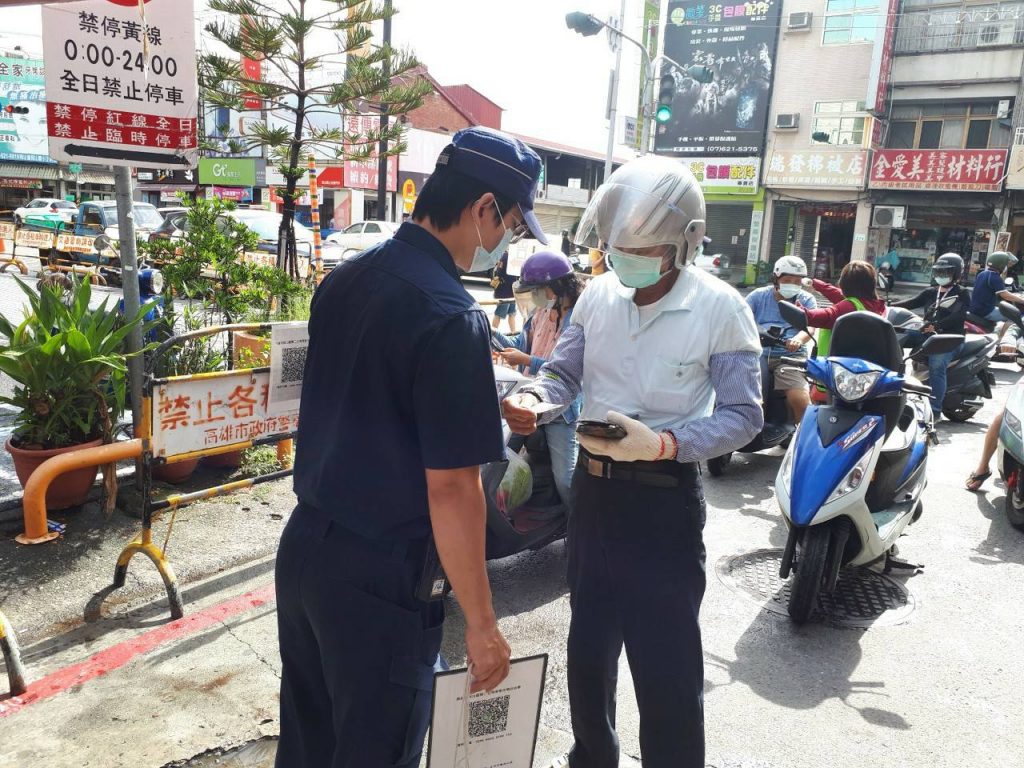 疫情全台燒不停 經發局持續稽查重點市場防疫工作落實狀況