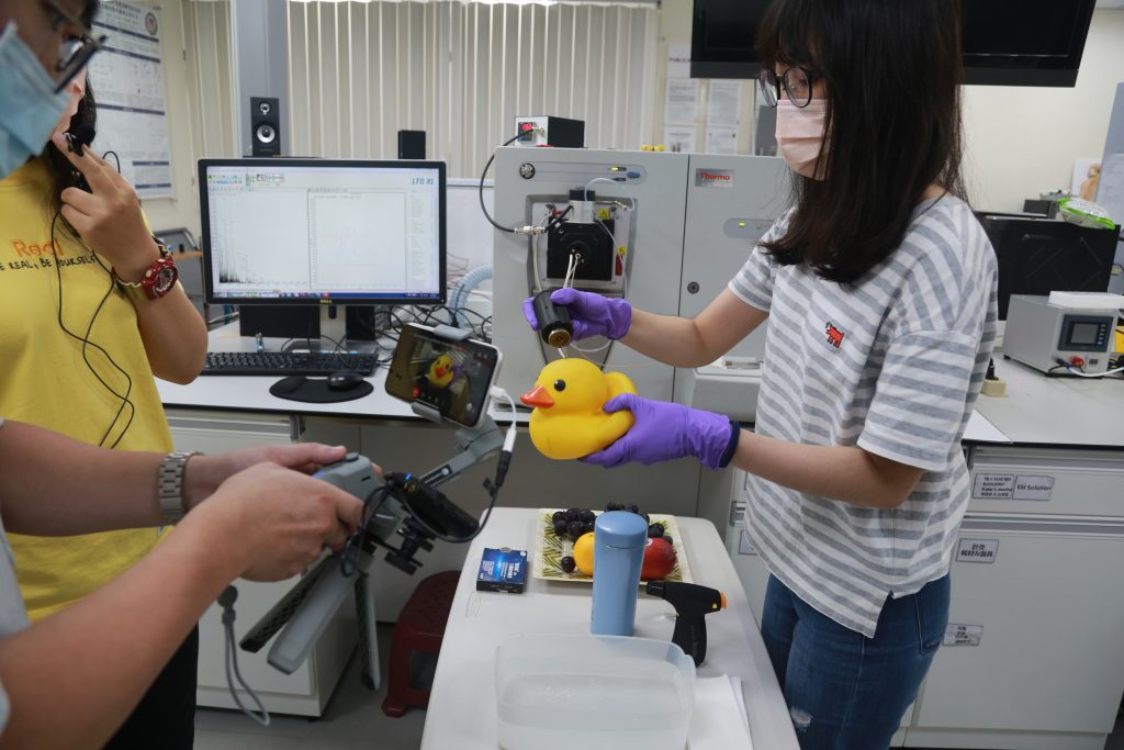 全國首創！ 中山大辦女性科學家雲端實驗室參訪活動