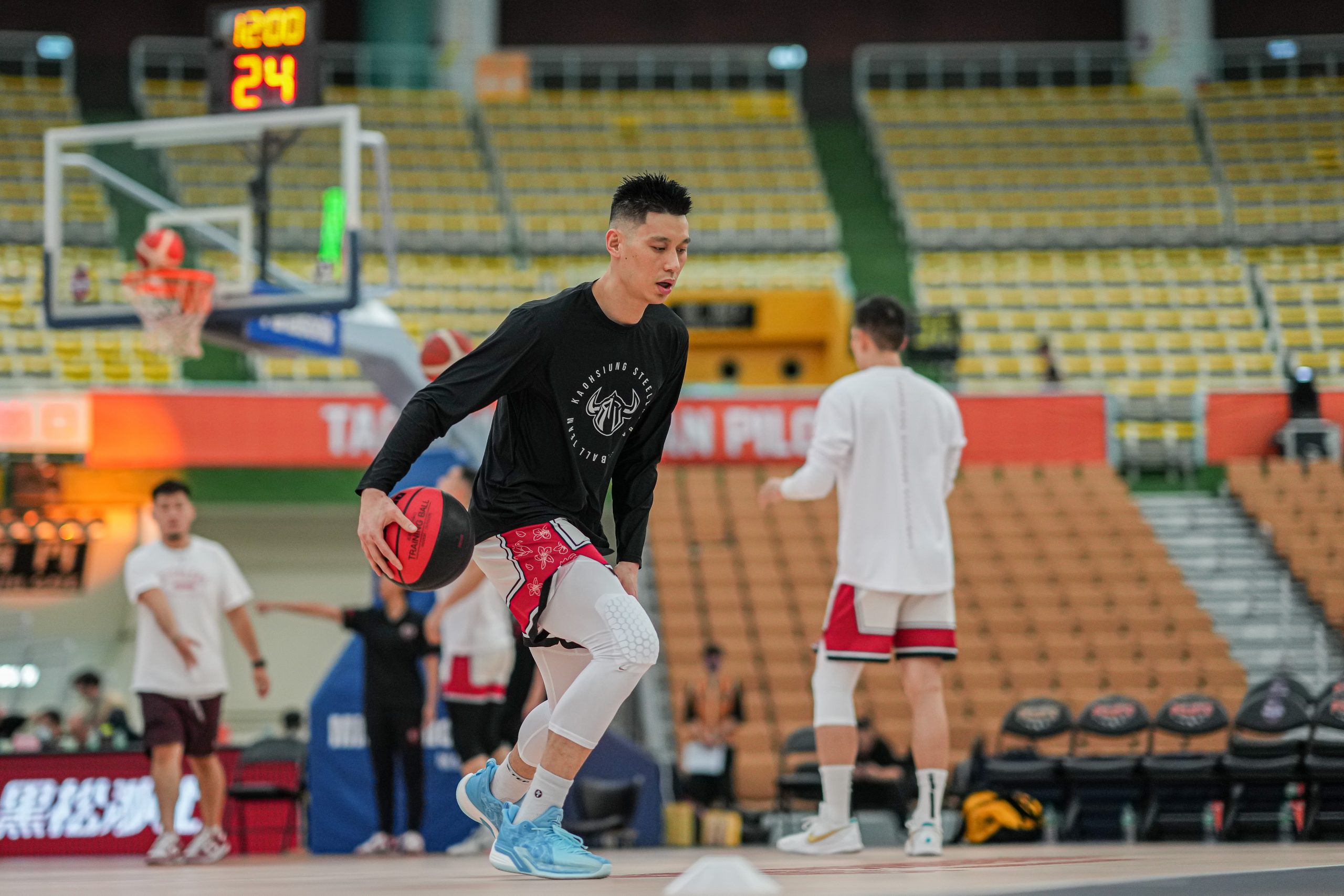 林書豪關鍵抄截鎖住勝利 高雄鋼鐵人奪5連勝