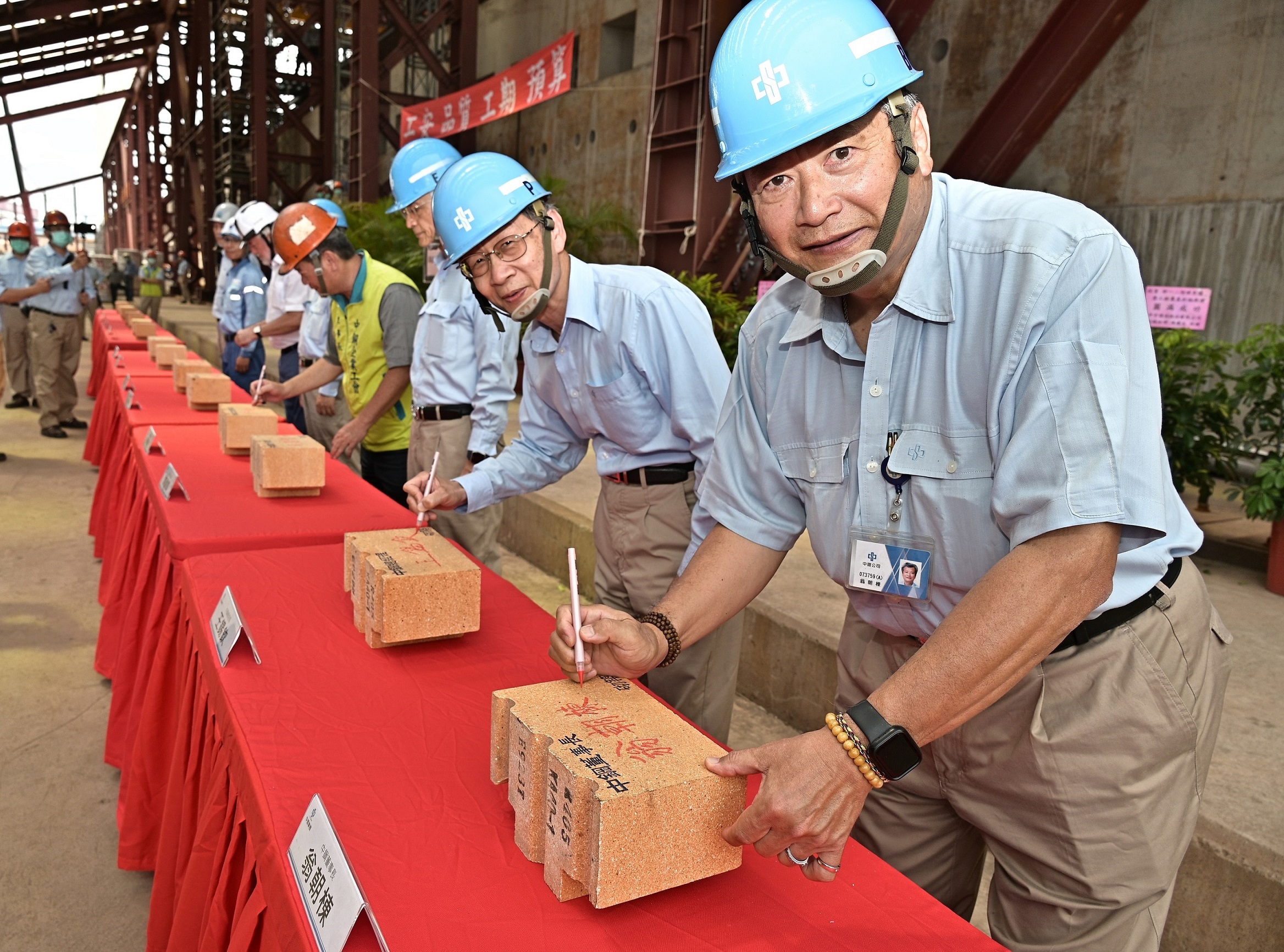 中鋼新一二階煉焦爐砌磚築爐 每年減少碳排14.5萬公噸