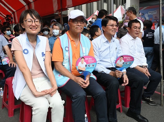 前進國會服務處開幕 曹桓榮以行動轉動高雄繁榮