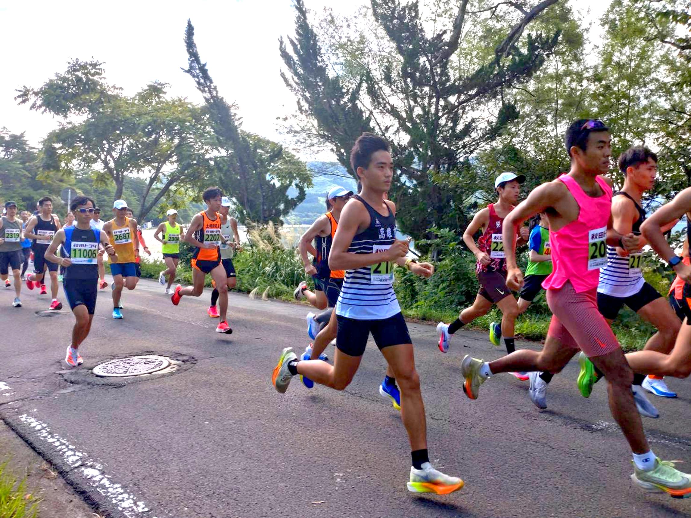 率團赴日參加田澤湖馬拉松 運發局也訪旅日好手簡子傑