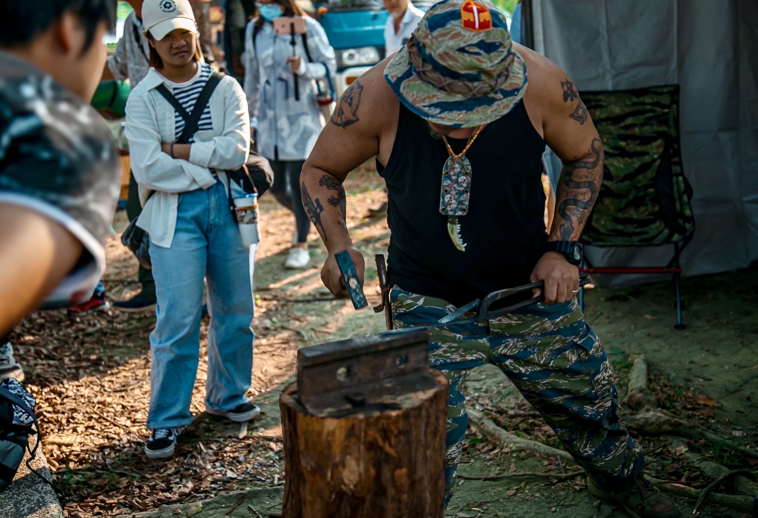 達人講座分享一日獵人技能與新手露營講座。（觀光局提供）