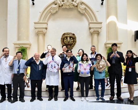 民生醫院打造全新中庭候診環境。（高市府提供）