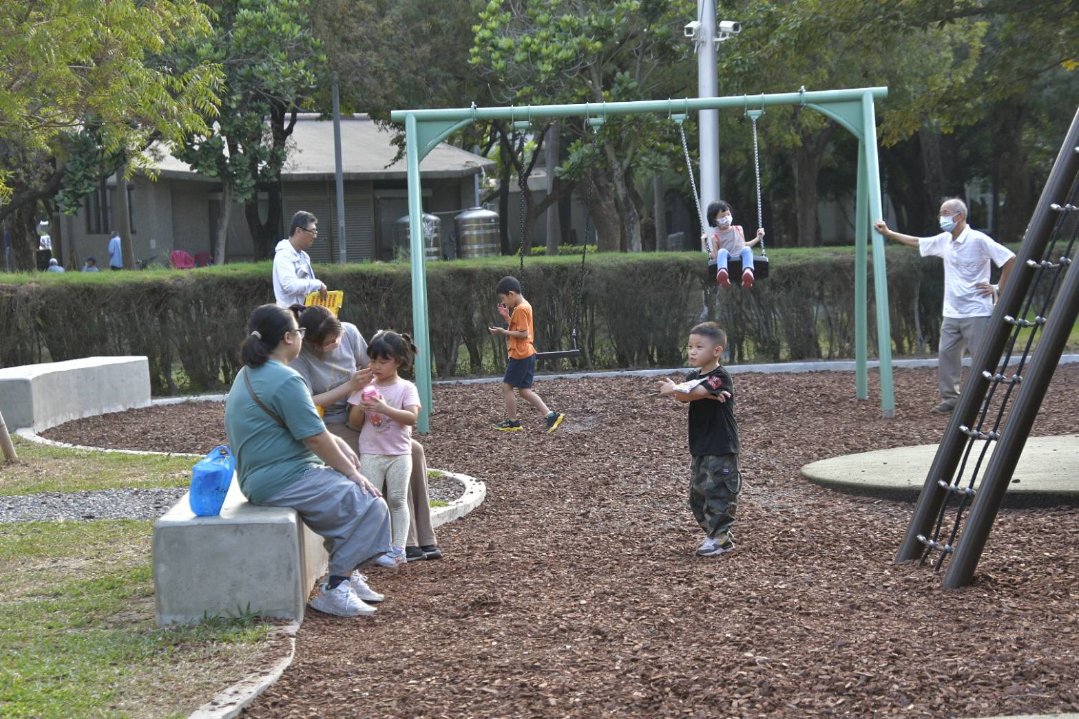 高雄中央公園。（工務局提供）