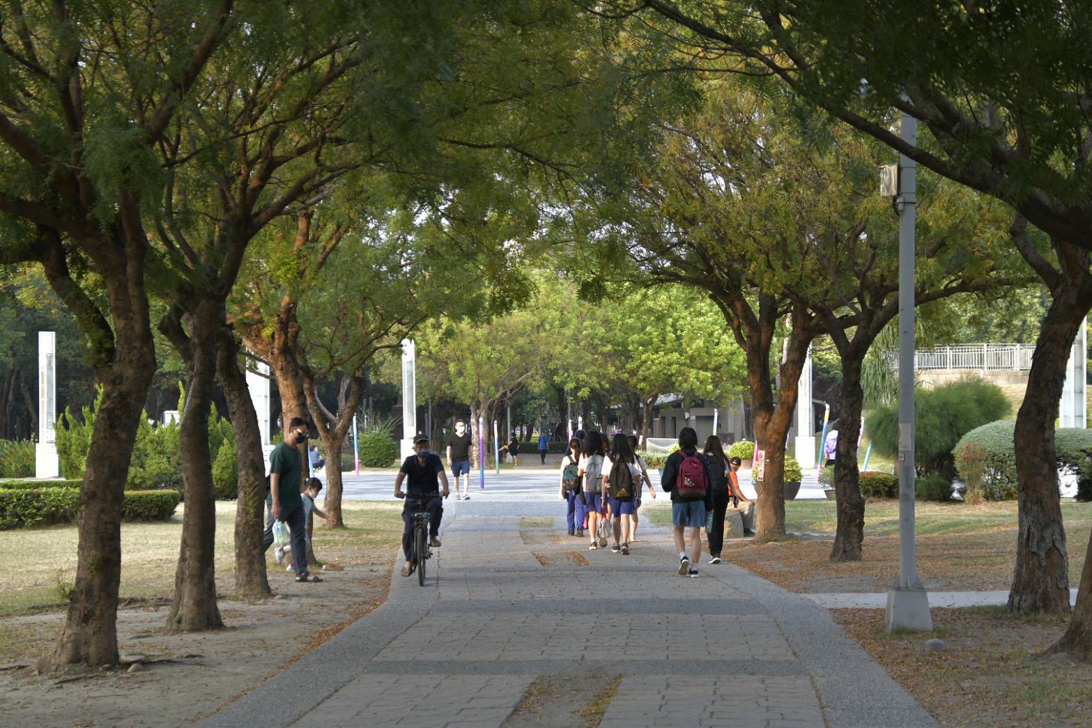 高雄中央公園。（工務局提供）