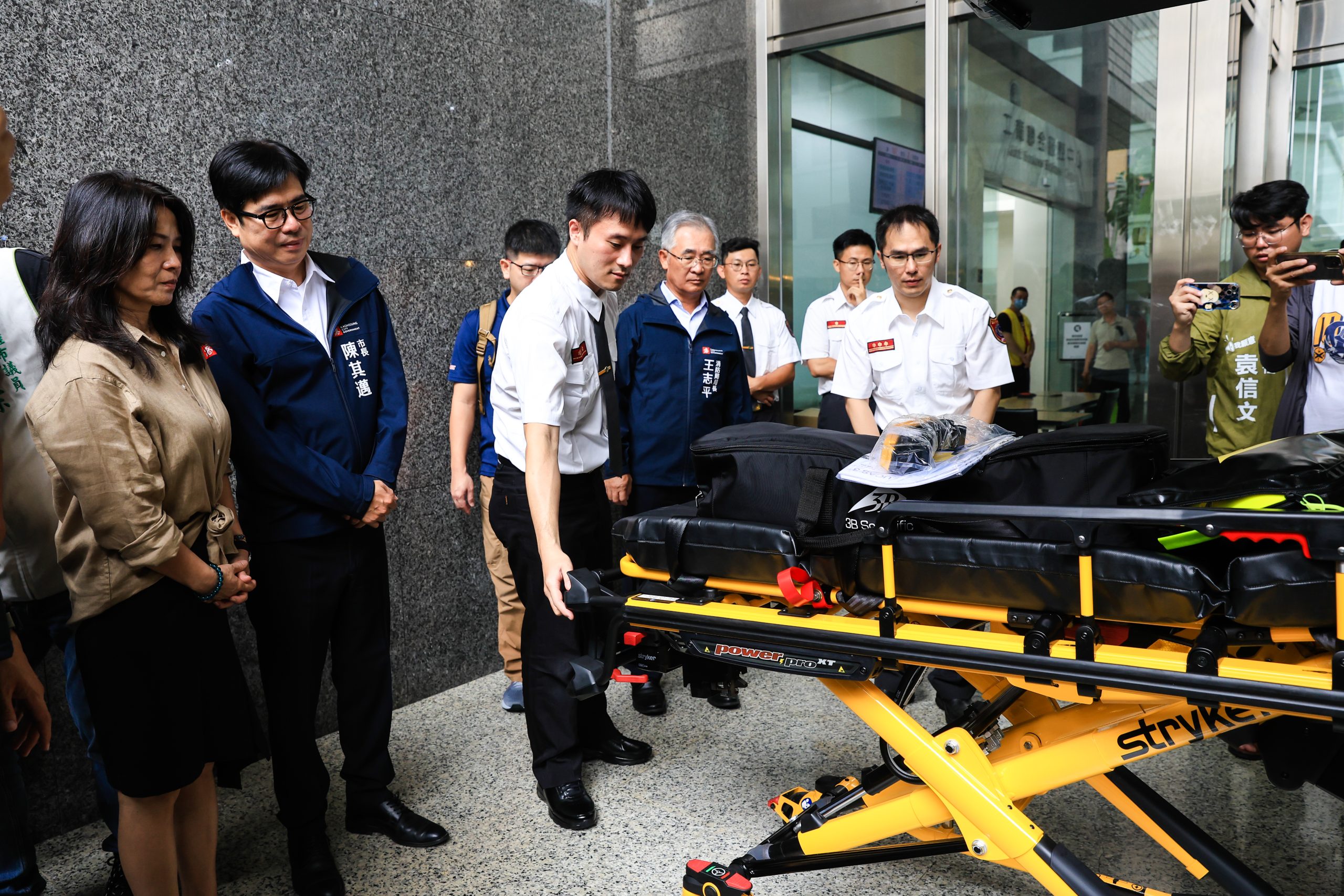 遺愛人間！董事長梁朝辰驟逝，老四川義捐救護車