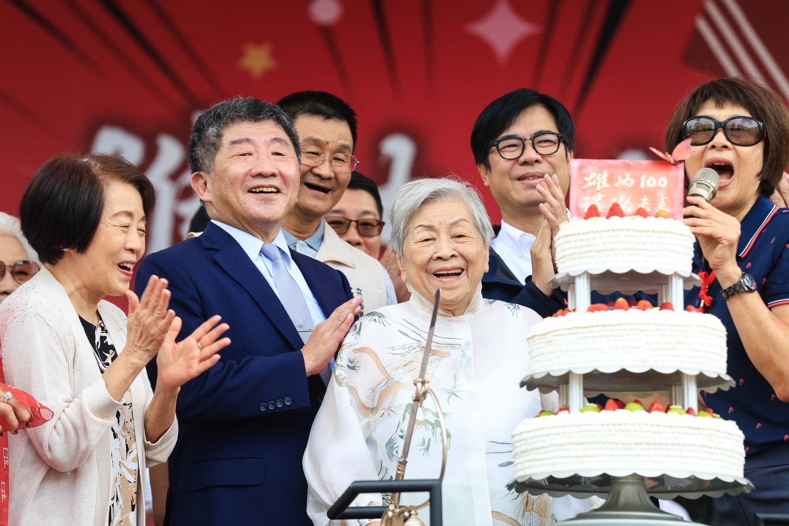 高雄女中百年生日　時空膠囊寄願未來30年再相見